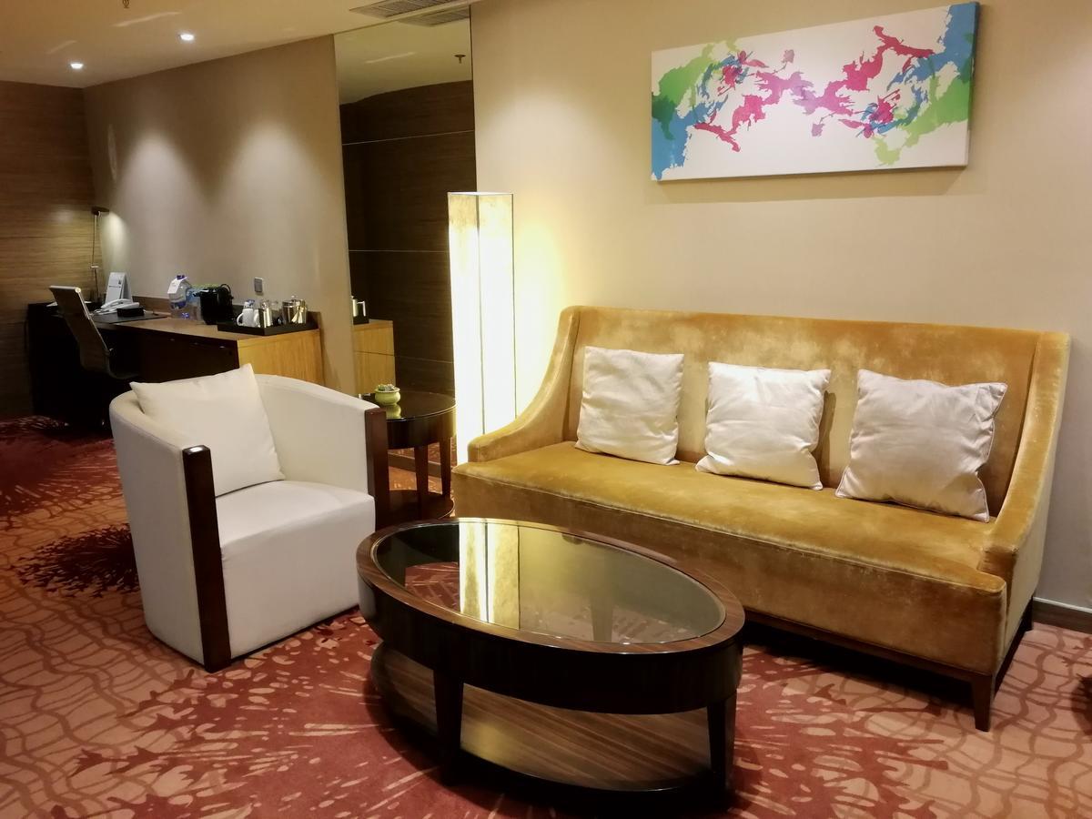 Four Points By Sheraton Tai'An Тай'ан Екстериор снимка