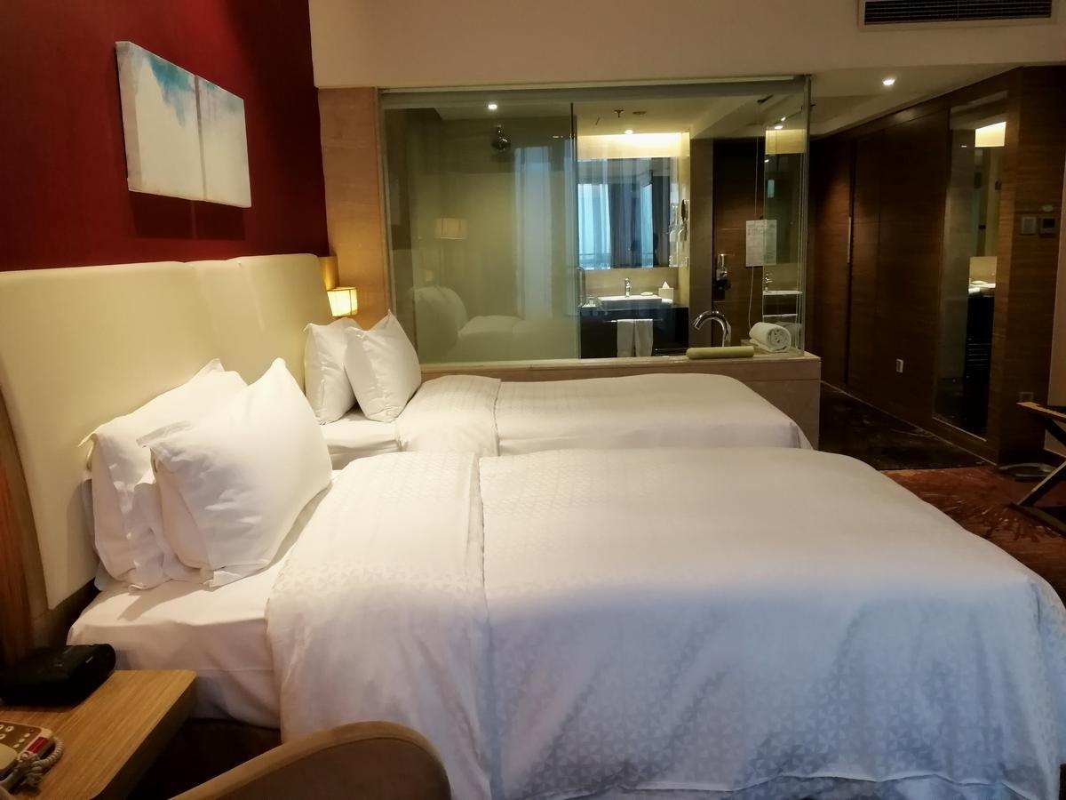 Four Points By Sheraton Tai'An Тай'ан Екстериор снимка