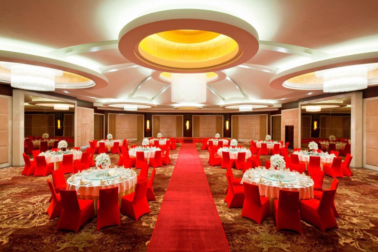 Four Points By Sheraton Tai'An Тай'ан Екстериор снимка